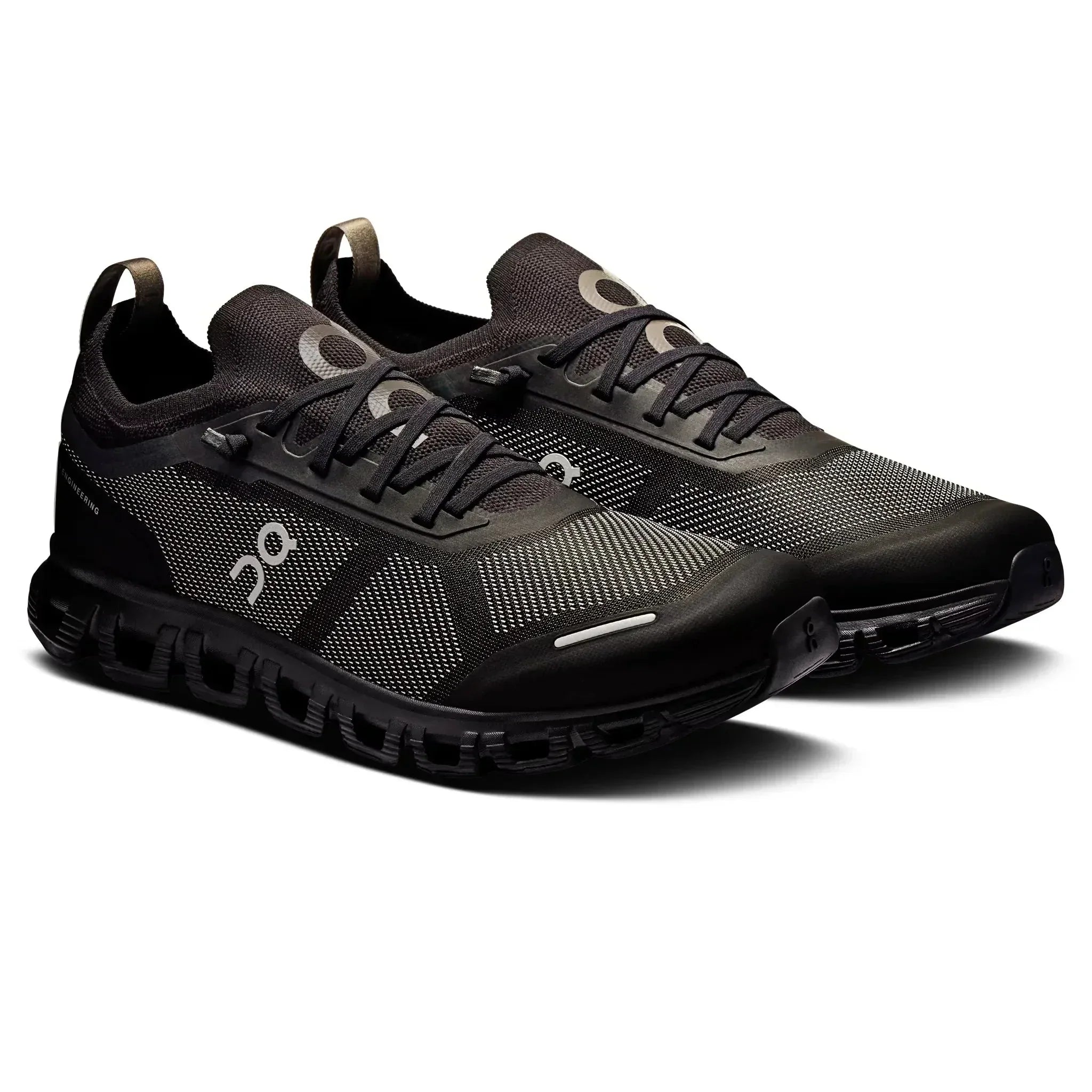 On Running Cloud 6 Versa Black Eclipse